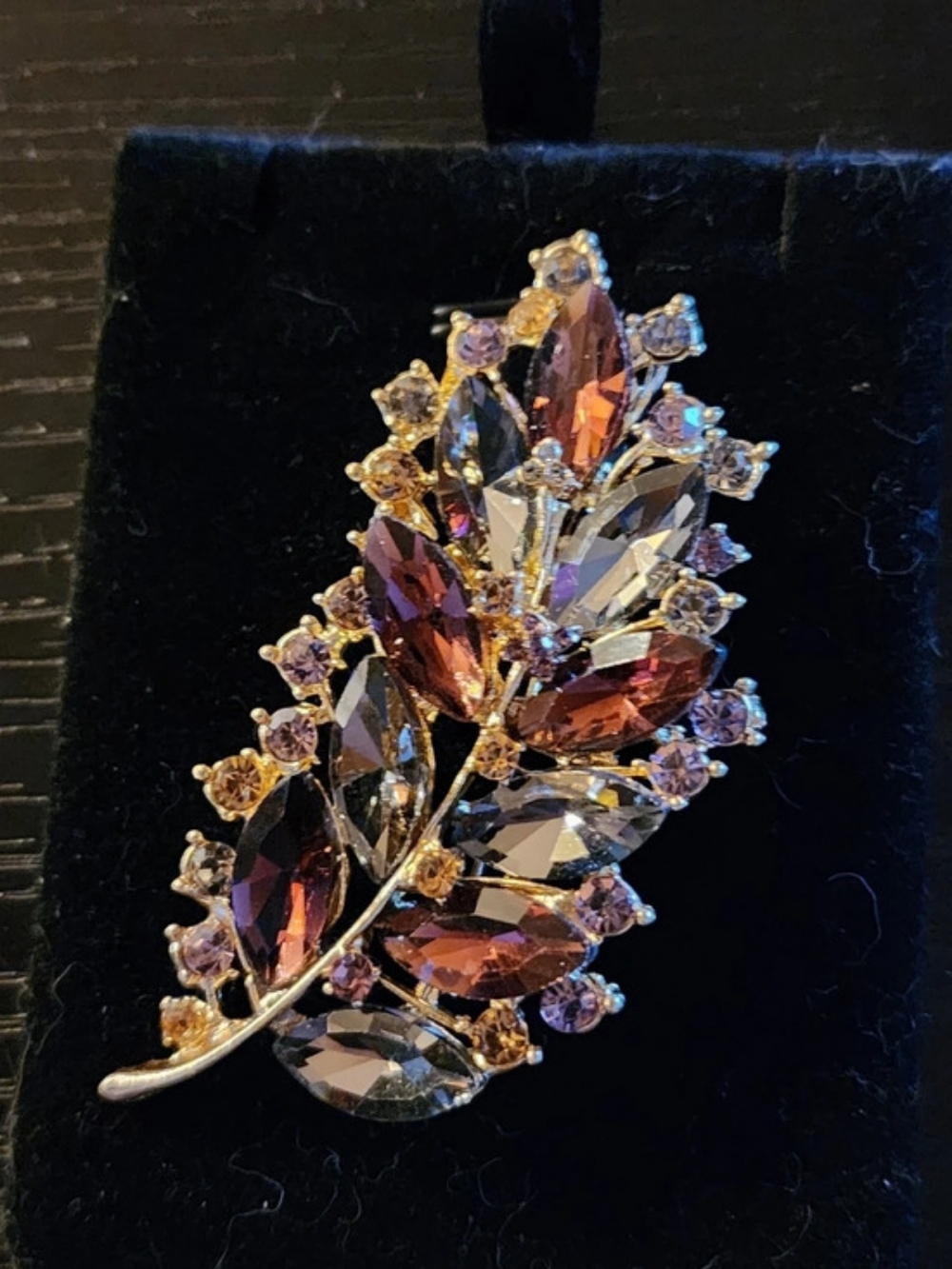 Crystal Leaf Brooch in Gold & Brown